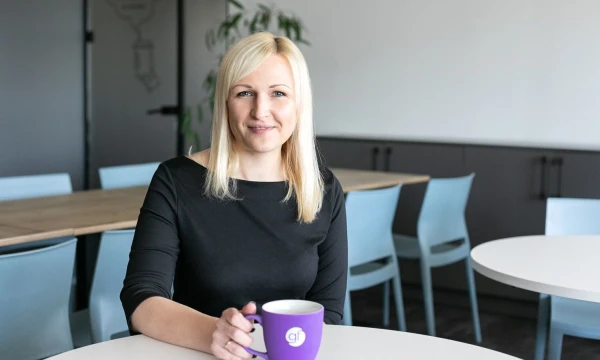 Neringa Savukienė, GENERAL FINANCING BANKO Regiono vadybininkė: „Klientų aptarnavimo specialistas turi gebėti išgirsti klientą bei suprasti jo poreikius.“   