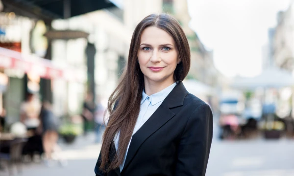 Asta Macijauskienė, advokatų kontoros GLIMSTEDT vyresnioji teisininkė, advokatė.
