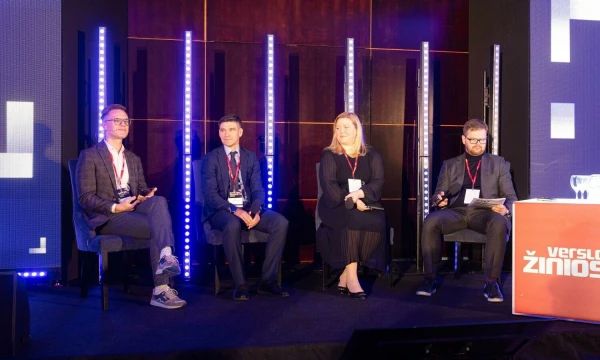 Baltic AML forumo 2023 diskusija: Simonas Krėpšta, Kristīne Černaja-Mežmale, Kilvar Kessler ir Darius Kulikauskas.
