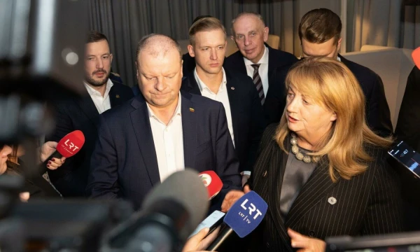 Saulius Skvernelis atvyko į Socialdemokratų rinkimų štabą. Juditos Grigelytės (VŽ) nuotr.