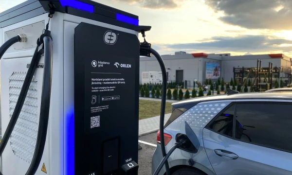 Įkrovos stotelė. Bendrovės nuotr.