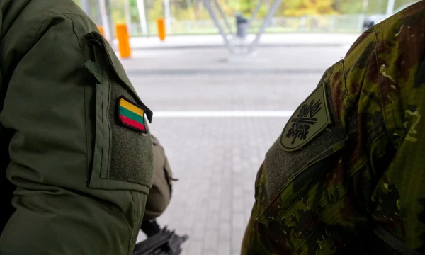 Lietuvos kariai Latežerio pasienio kontrolės punkte su Baltarusija. Juditos Grigelytės (VŽ) nuotr.