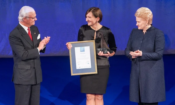 Švedijos verslo apdovanojimai. Karlas XVI Gustavas, Austėja Landsbergienė, Dalia Grybauskaitė. Juditos Grigelytės (VŽ) nuotr.