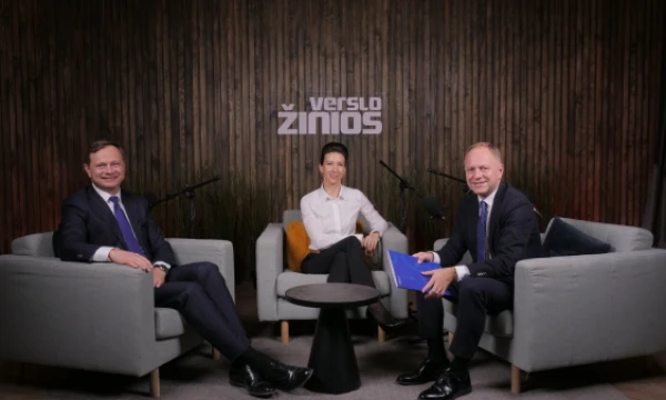 Julijus Grigaliūnas, finansinių sandorių patarėjų bendrovės „Porta Finance“ vadovaujantis partneris, Deimantė Korsakaitė, „INVL Baltic Sea Growth Fund“ vadovaujanti partnerė, ir dr. Irmantas Norkus, advokatų kontoros COBALT vadovaujantis partneris Lietuvoje. VŽ nuotr.