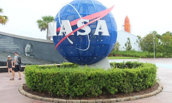 Iš Floridos valstijoje įsikūrusio NASA centro į komercinius skrydžius kyla ir „SpaceX“ raketos. Rimvydo Ragausko nuotr.
