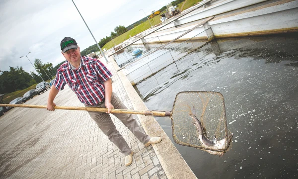 Algirdas Šiukščius, bendrovės „Vasaknos“ direktorius: „Vienas iš firminių parduotuvių pranašumų – čia pateikiama šviežiausia produkcija.“
VLADIMIRO IVANOVO (VŽ) NUOTR.