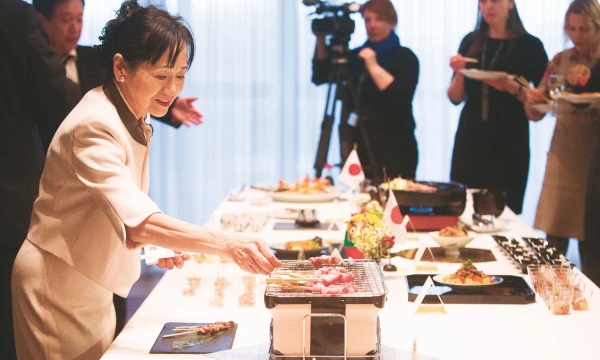 Japonija yra maisto importuotoja – tokių produktų importas į šalį siekia 60 mlrd. USD, eksportas – 6 mlrd. USD.@CA foto autorius:Juditos Grigelytės (VŽ) nuotr.