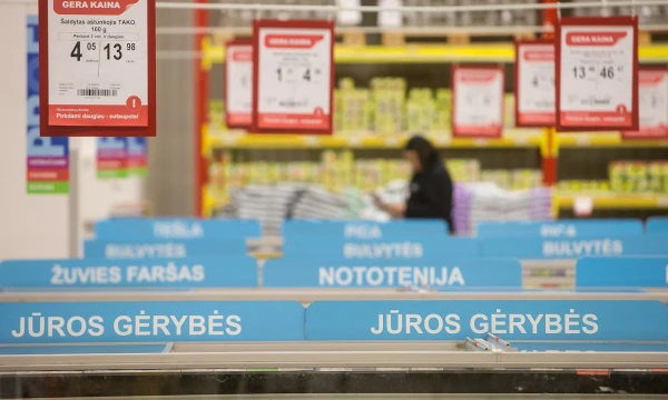 Tiksliai galutiniame prekybos taške nustatytų perpardavimo kainų palaikymas yra draudžiamas, tačiau ir maksimalios bei rekomenduojamos perpardavimo kainos yra susijusios su tam tikrai rizika. Juditos Grigelytės (VŽ) nuotr. 