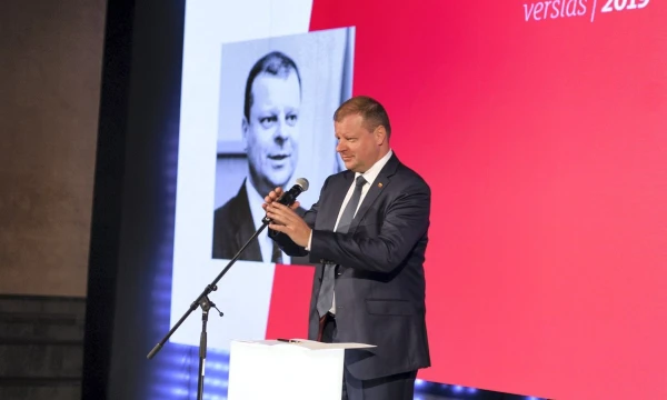 Saulius Skvernelis konferencijoje „Verslas 2019“. Ryčio Galadausko nuotr. 