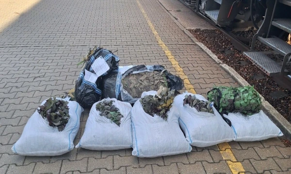 Konfiskuoti maskuojamieji tinklai. Lietuvos muitinės nuotr.