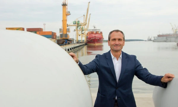 Vaidotas Šileika, Lietuvos jūrų krovos kompanijų asociacijos prezidentas: „Galime susidurti su nelygiomis konkurencinėmis sąlygomis, nes Klaipėdos „Rail Balticos“ vėžė nepasieks, bet užsuks į kitas sostines – tiek į Rygą, tiek į Taliną.“ Algimanto Kalvaičio nuotr.