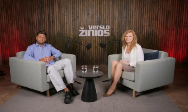 Citus investicijų ir analizės vadovas Šarūnas Tarutis ir moderatorė Vilija Ramanauskienė.