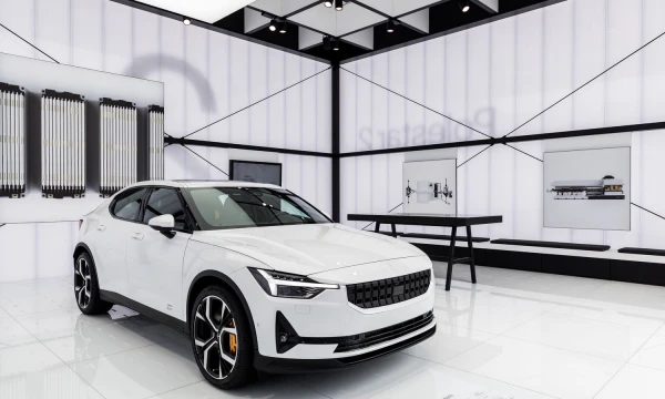 „Polestar“ įžengė į rinkos nišą, apie kurią prieš dešimtmetį nei „Volvo“, nei „Geely“ negalėjo pasvajoti. „Polestar AB“ nuotr.