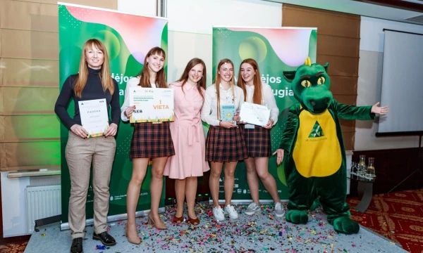 Geriausia 2019 m. Lietuvos moksleivių jaunoji bendrovė „Bioras“.