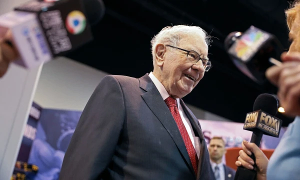 Warrenas Buffettas 2023 m. „Berkshire Hathaway“ akcininkų susirinkime. Scotto Morgano („Reuters“/„Scanpix“) nuotr.