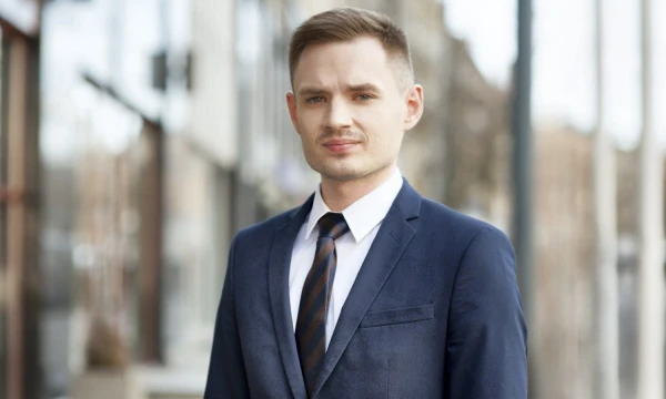 Domantas Gudonis, advokatų kontoros GLIMSTEDT teisininkas
