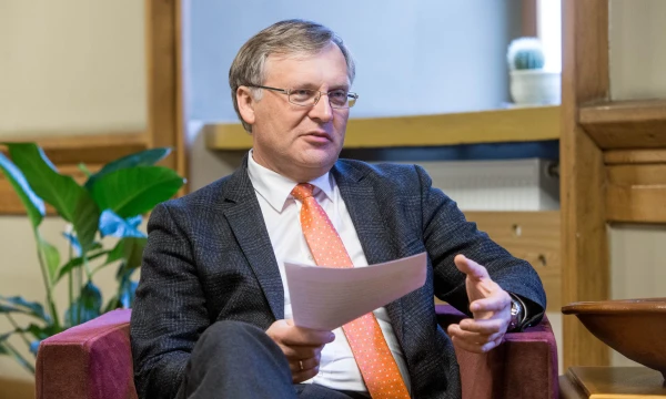 Artūras Žukauskas, Vilniaus universiteto rektorius: „Bet kokio Lietuvos universiteto prijungimas prie VU sodina pastarąjį tarptautiniame reitinge. Mes paliekame šį klausimą valstybei“.
Juditos grigelytės (VŽ) nuotr.