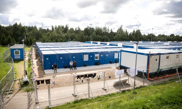 Nelegalių migrantų stovykla Medininkuose. Žygimanto Gedvilos („15min“) nuotr.