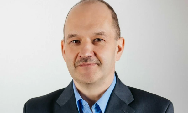 Vytautas Kačka, IAE Išmontavimo projektų valdymo skyriaus projekto vadovas: „Konsorciumai sėkmingai dirba pagal sutartis ir rengia projektinius sprendinius, kuriuose turi išnagrinėti galimus reaktorių išmontavimo variantus.“