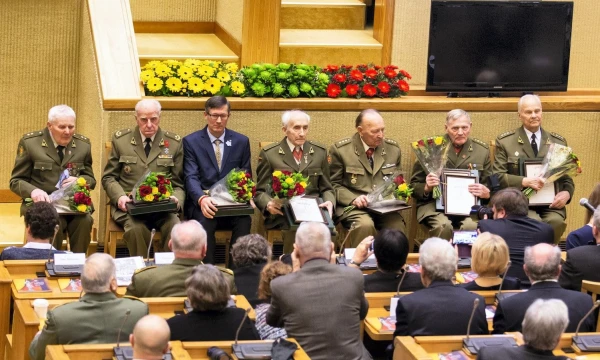 Laisvės premijos įteiktos septyniems pokario partizanams. Luko Balandžio (15min.lt) nuotr. 