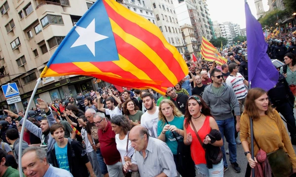 Katalonijos nepriklausomybės šalininkai. Heino Kalis („Reuters“ / „Scanpix“) nuotr.