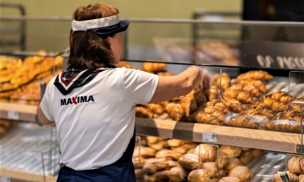 2023 m. atlyginimų fondą „Maxima“ papildomai didina 14,5 mln. eurų.