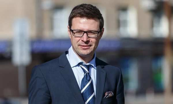 Giedrius Čiurinskas, UADBB „Colemont draudimo brokeris“ generalinis direktorius: „Draudimo kaina priklauso ir nuo įmonės dydžio (turto vertės, apyvartos), veiklos pobūdžio, viešo akcijų platinimo.“ Vladimiro Ivanovo (VŽ) nuotr.