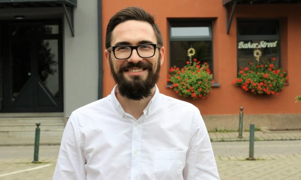 Domas Janickas, UAB „Data Dog“ vadovas: „Kai būsime stabiliai užtikrinti dėl savo sukurtų sprendimų pritaikymo dar didesniu mastu, dalį optimizavimo sprendimų galėtume perduoti nemokamai pritaikyti valstybinėms organizacijoms, pavyzdžiui, ligoninėms, policijai.“ 
Dariaus Versecko (VŽ) nuotr.