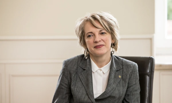Asta Skaisgirytė, Lietuvos Respublikos nepaprastoji ir įgaliotoji ambasadorė Jungtinėje Didžiosios Britanijos ir Šiaurės Airijos Karalystėje. Juditos Grigelytės (VŽ) nuotr.

