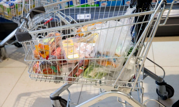 2017 04 03. „Lidl“ parduotuvė Karoliškėse, Vilniuje. Juditos Grigelytės (VŽ) nuotr.