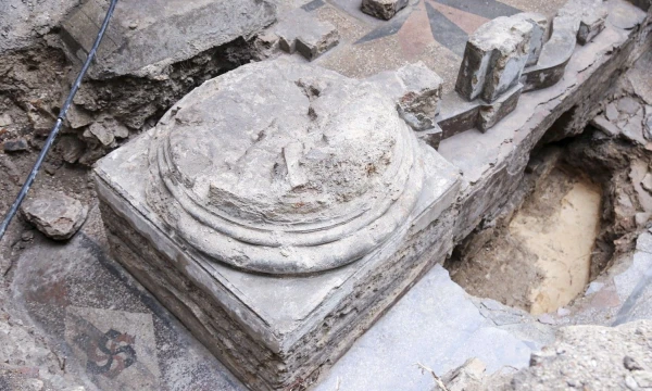 Vilniaus didžiosios sinagogos komplekso archeologinių tyrimų vietoje pristatyti naujausi archeologiniai radiniai ir tyrimų rezultatai. Valdo Kopūsto („15min“/„Scanpix“) nuotr.