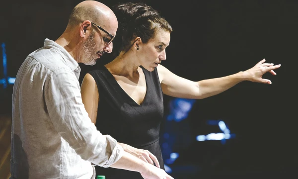 „Manon“ repeticija. Dainininkė Fabienne Conrad ir režisierius Vincent‘as Boussard‘as. Martyno Aleksos nuotr.