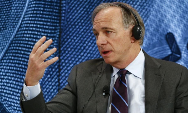 Ray Dalio, rizikos draudimo fondo „Bridgewater Associates“ įkūrėjas. Rubeno Spricho („Reuters“ / „Scanpix“) nuotr.