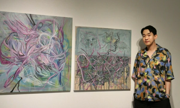 „Manau, kad, palyginti su Korėjos šiuolaikiniu menu, kuriame integruotos naujausios technologijos ir inovacijos, Baltijos šalių menas išlaiko ir plėtoja daugiau meno esmės ir tradicijų“, – sako kuratorius Taeho Choi, privataus „Sun Blanket“ fondo meno vadovas iš Seulo. „Noewe Foundation“ nuotr.