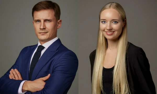 Advokatų kontoros „Glimstedt“ vyresnysis teisininkas, advokatas Karolis Merkevičius ir teisininkė Izabelė Šekaitė.