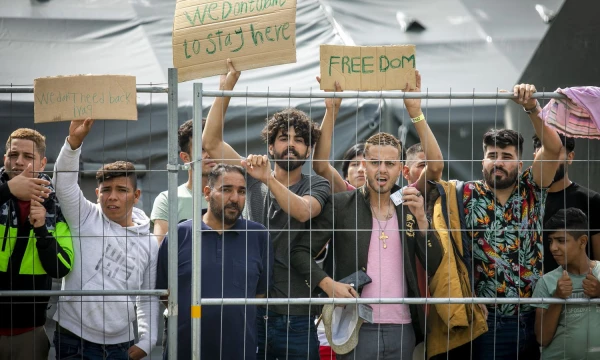 Nelegalūs migrantai Druskininkų užkardoje. Luko Balandžio („15min.“/„Scanpix“) nuotr. 
