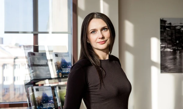 Asta Macijauskienė, advokatų kontoros „Glimstedt“ vyresnioji teisininkė, advokatė: „Mobiliosiomis programėlėmis renkami net duomenys apie sveikatą“. Juditos Grigelytės (VŽ) nuotr.
