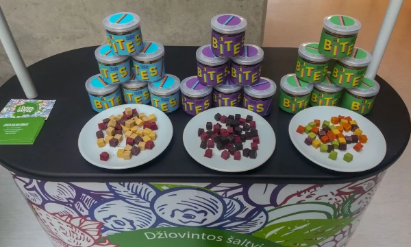 Sukūrusi produktų liniją „Bites“ – daržovių ir vaisių užkandžius, – „Geld Baltic“ jau yra pagaminusi ir mėsos užkandžių prototipų.