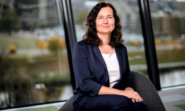 Vitalija Barzdėnė, „Tele2” Kontaktų centro vadovė: „Sukūrėme tokią darbo vietą, kuri patraukli kolegoms nepriklausomai nuo amžiaus, lyties, profesijos“. 