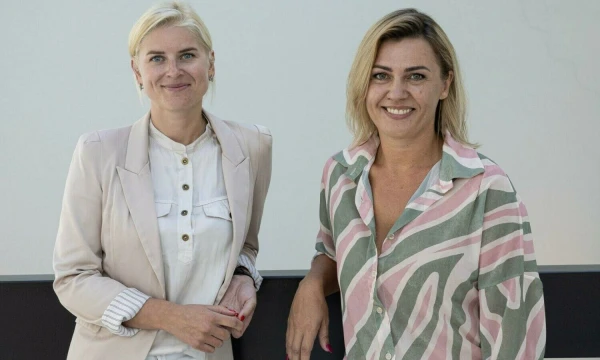 Gintarė Jovaišienė (kairėje), „Korn Ferry“ konsultantė ir Renata Vėbrienė,  vyresnioji įmonės konsultantė. Vladimiro Ivanovo (VŽ) nuotr.