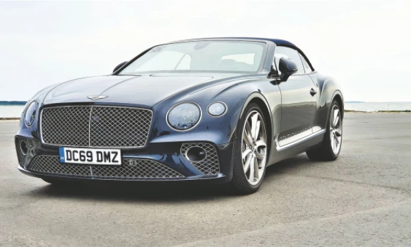 250.000 Eur – tokia „Bentley Continental GT“ ir GTC pirkėjų Lietuvoje dažniausiai pasirenkama kaina. Lino Butkaus (VŽ) nuotr.