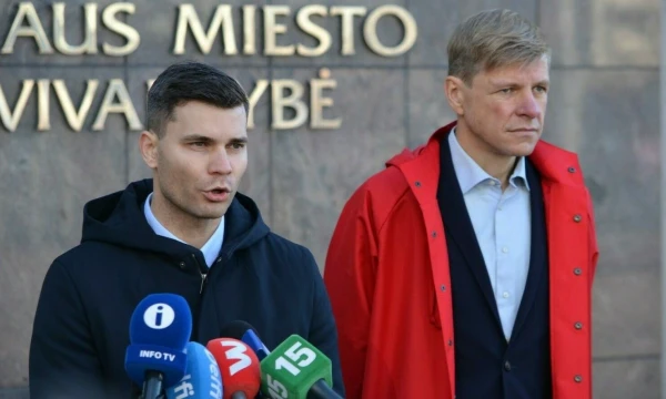 Šarūnas Stepukonis, „BaltCap“ fondo partneris, ir Remigijus Šimašius, Vilniaus meras. Luko Blekaičio (VŽ) nuotr.