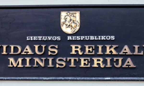 Vidaus reikalų ministerijos iškaba. Juditos Grigelytės (VŽ) nuotr.