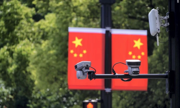 „Hikvision“ stebėjimo kameros. Aly Song („Scanpix“ / „Reuters“) nuotr.