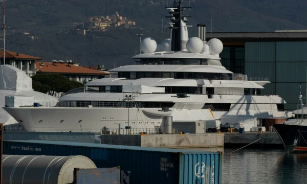 Superjachta „Scheherazade“ Toskanos (Italija) uoste Marina di Carrara. Nicko Zonna  (ipa / SIPA / „Scanpix“) nuotr.