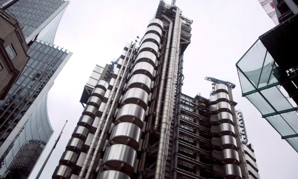 „Lloyd's“ būstinė Londone. Neilo Hallo („Reuters“ / „Scanpix“) nuotr.