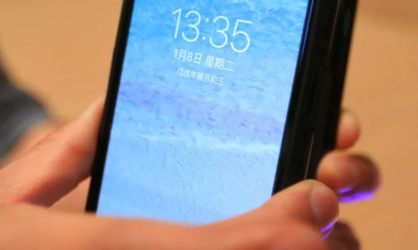 „Mate 20 Pro“ yra puikus telefonas tam, kuriam svarbiausia kamera ir baterija. „Sipos“ nuotr.