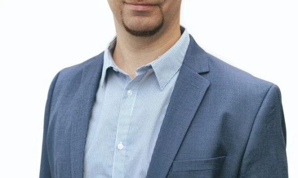 Ramūnas Liubertas, ESET Lietuva IT inžinierius, pabrėžia, kad geriausiai vertinami yra tie saugumo sprendimai, kurie geba prisitaikyti prie saugumo pokyčių ir reaguoti į naujas kibernetines grėsmes. Bendrovės nuotr.