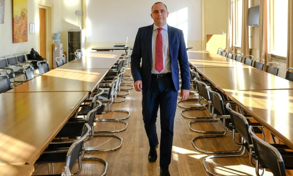 „Atrodo, kad ES ekonomikos stagnacijos periodas, kuriam didelės įtakos turėjo skolų krizės padariniai, po truputį baigiasi“, – skaičiuoja Aleksandras Izgorodinas, Lietuvos pramonininkų konfederacijos patarėjas ekonomikai. Vladimiro Ivanovo (VŽ) nuotr. 
