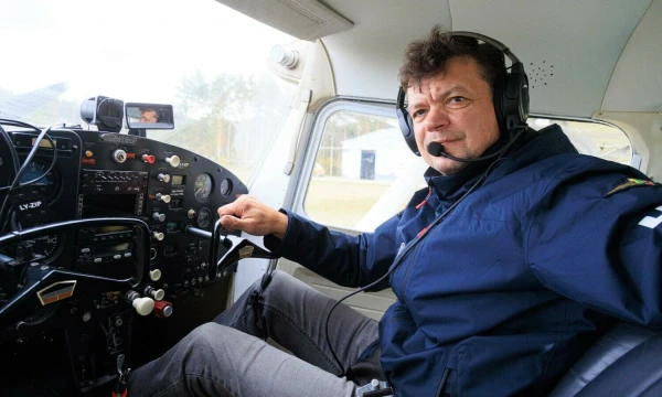 Žilvinas Lidžius, pilotas, akrobatinio skraidymo čempionas. Vladimiro Ivanovo (VŽ) nuotr.